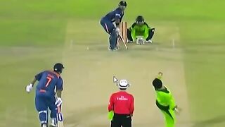 Saeed Ajmal bold to Gotam Ghambir