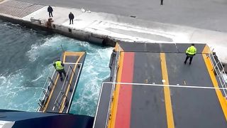 Ship parking