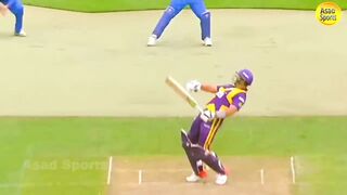 Shoaib Akhtar bowling