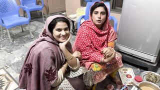 Rozina Ke Mehmano Ke Liye Sari Mehnat Toh Maine Ki Hai