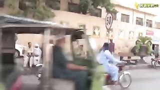-میں عام بندہ نہیں ہوں، پولیس والے