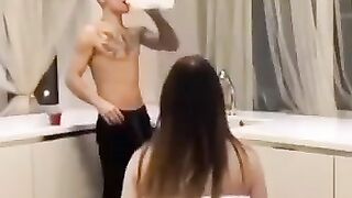 Hot Beautiful Queen