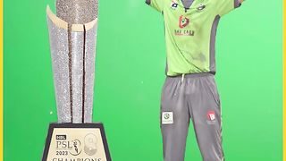 Total cost of PSL 8 Trophy | What is unique in This Trophy | how much diamond cuts and Gold plates PSL Trophy