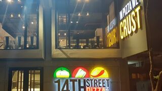 14th Street Pizza | Best And yummiest Pizza ???? in Multan Pakistan #viral #vlog