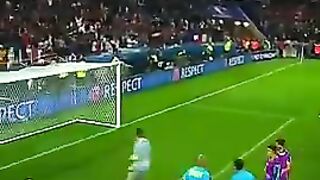 Funny_moments_in_football_????#football_#shorts(1).
