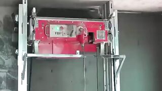 С такой техникой работа в три раза быстрее идет.