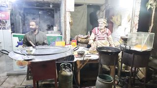 Sweet jalabi in winter