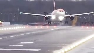 jumbo jet yara taking off