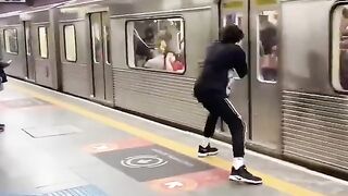 Super Hero Action Can't Stop Laugh!!!