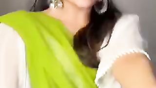beautiful  girl  dancing