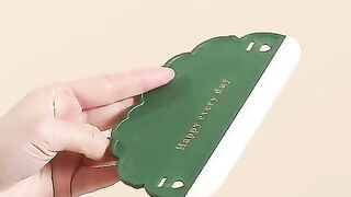 Bathroom Vanity Mini Cloud Shape Small Wiper Bathroom Glass Kitchen Countertop Cleaning Brush Board Mirror Defogging Tools-