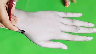 From Traditional to Modern: The Evolution of Mehndi Designs