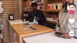 100 dollar iphone in pakistan