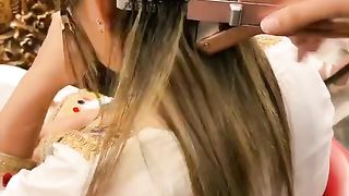 Dolly is very beautifull hair style