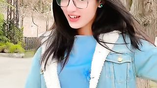 Mahwish beautiful video
