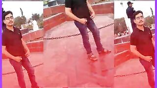 bahut dil karta hai hasne ko,