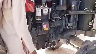 Oil changing messey 385