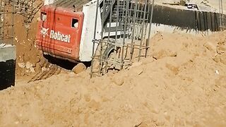 Construction saudi arebiya saewal and Bobcat