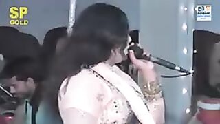 Ghara Ty Gharay Nu Kil Mahiya - Tapay Mahiye - Shahnaz Shano vs Shaban Jani - New Saraiki Song
