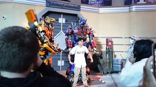 Transformers Meeting Both Optimus Prime & Bumblebee Universal Studios Hollywood 2023