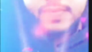 اک بات بتاؤ تو یادوں مین مرتے ہو. کیا تم ہم سے اب بھی Mohabat کرتے ہو