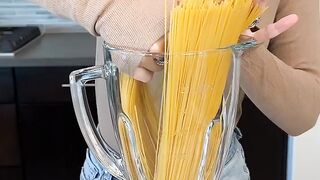 I learned this Pasta trick in Italy