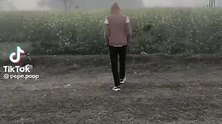 Teeka back per nahi lagay ga
