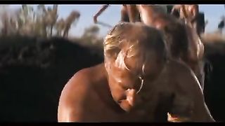 Mazdor larki par line mar rahe hain / Fun YouTube