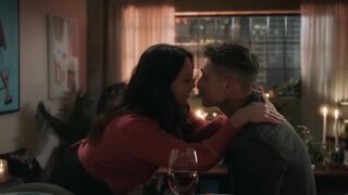 The Rookie 5x12 / Kissing Scene — Lucy and Tim (Melissa O'Neil and Eric Winter)"