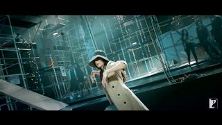 Kamli Full Song Dhoom3 Katrina Kaif Aamir Khan
