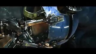 6_Starcraft-Iron-Man-Suit-Up