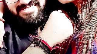 Mohabbat bi hai.