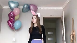 BUNNY Dancing Tik Tok