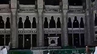 Makkah performing umra