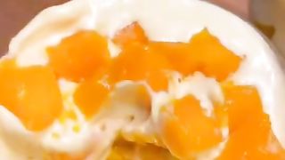 Mango dessert