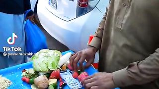 Salad cutting