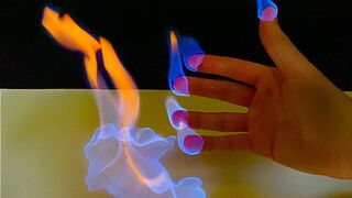 7 AMAZING SCIENCE EXPERIMENTS TO DO AT HOME! PART 1