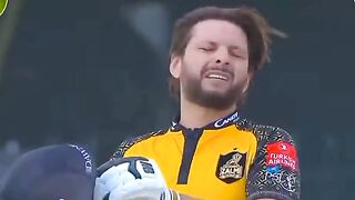 Shahid afraid ????