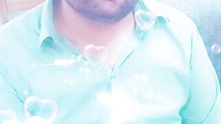 Good looking Pakistani husband ????????