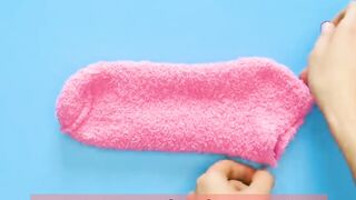 Amazing technic, socks convert into pouch