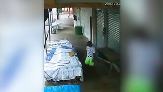 Most Ridiculous Workers’ Mistakes Caught on Camera