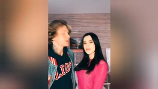 Слив Ани покров и Бабича как они целуются, юля Гаврила на с Даней Милохином