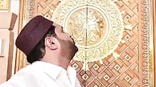 Most interesting popular Naat