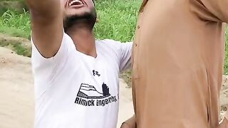 Funny clip Allah kry Teri kisy nal Aakh