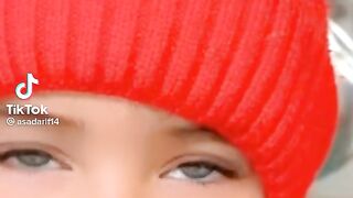 Eyes blinking