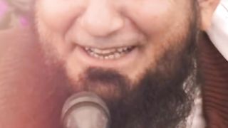 Valentine's day or Humari nojawan nasal | Molana Tariq Jameel