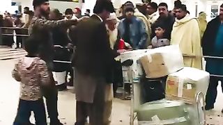 Buhut apsoos huwa is mulk ke halat par