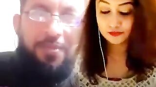 Mil kar juda hoy