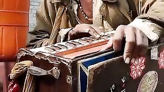 اے ہے ساڈا سرائیکی رنگ سنڑسو چس آ سی