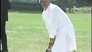 PM Shahbaz Sharif Playing Cricket | Shahbaz Sharif Funny Videos